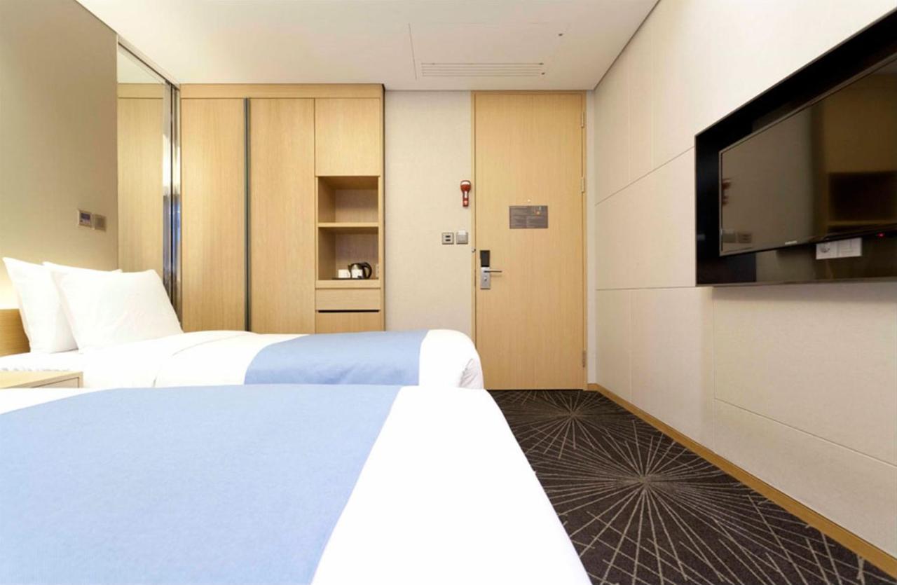 Days Hotel By Wyndham Seoul Myeongdong Extérieur photo