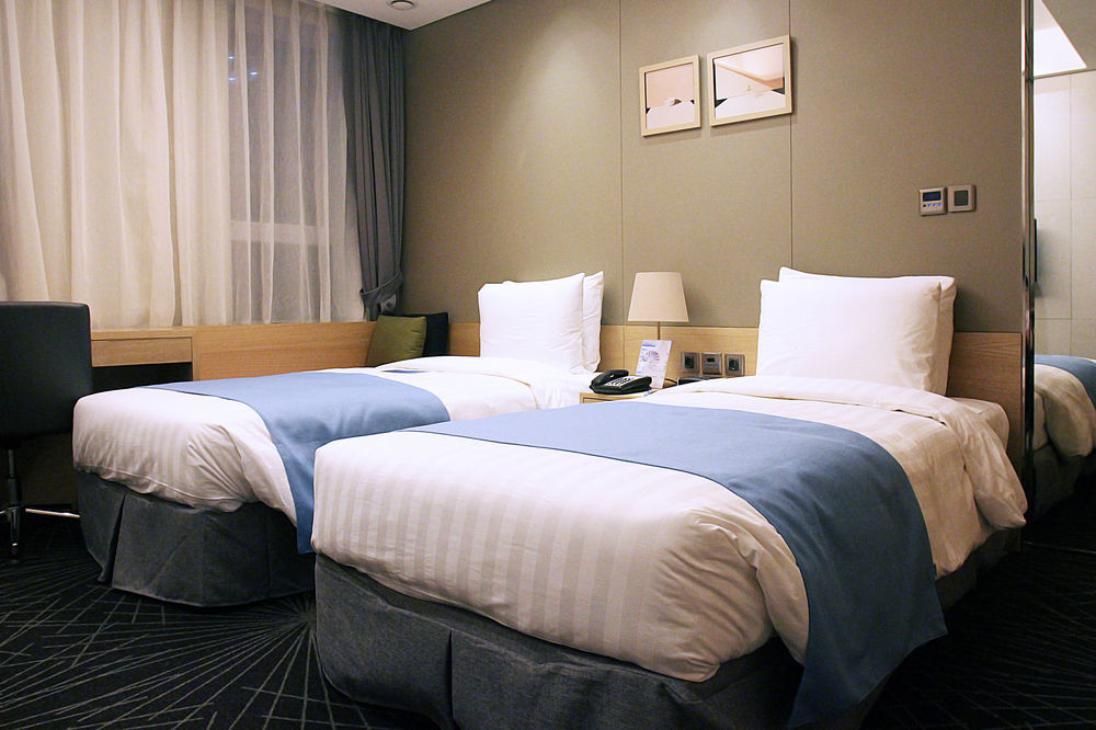 Days Hotel By Wyndham Seoul Myeongdong Extérieur photo