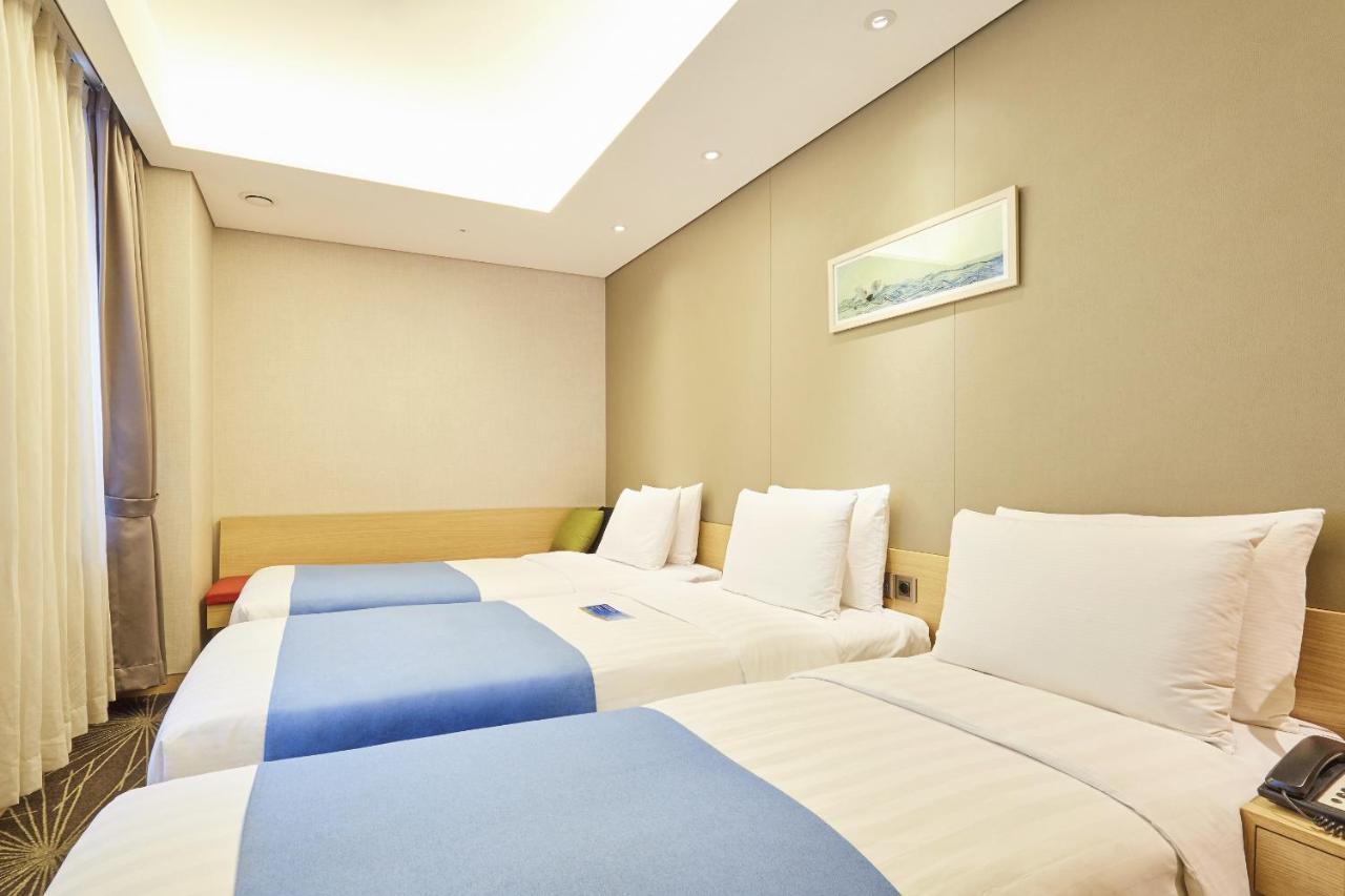 Days Hotel By Wyndham Seoul Myeongdong Extérieur photo